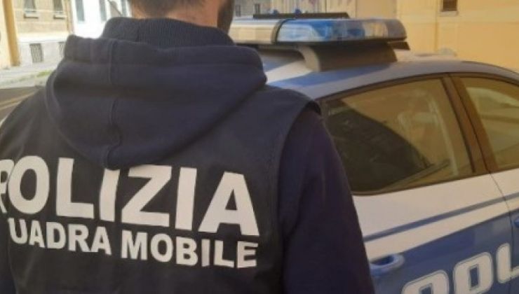Squadra mobile polizia