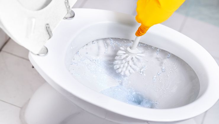Metodo degli hotel: come pulire a fondo bagno e camera