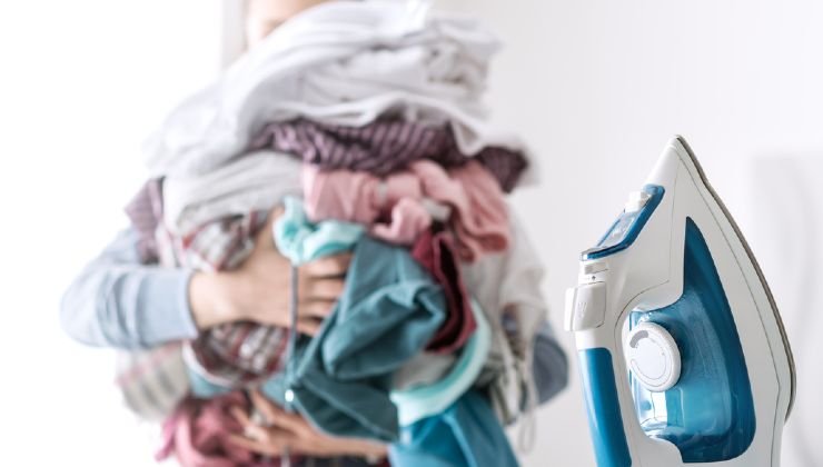 Perdere tempo per stirare 