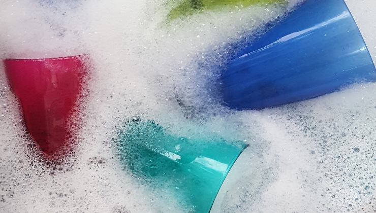 Zahnpasta: Was passiert, wenn sie sich mit dem Reiniger vermischt?