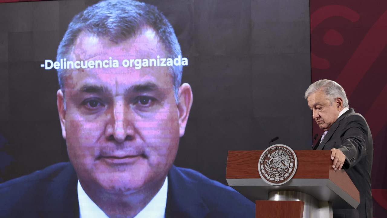 Andrés Manuel López Obrador e foto Genaro García Luna