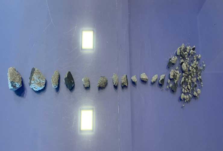 Frammenti del meteorite ritrovato a Matera