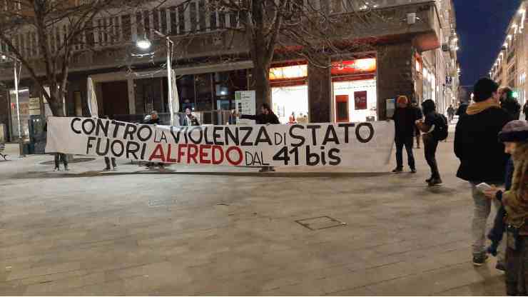 Manifestazione a favore di Cospito