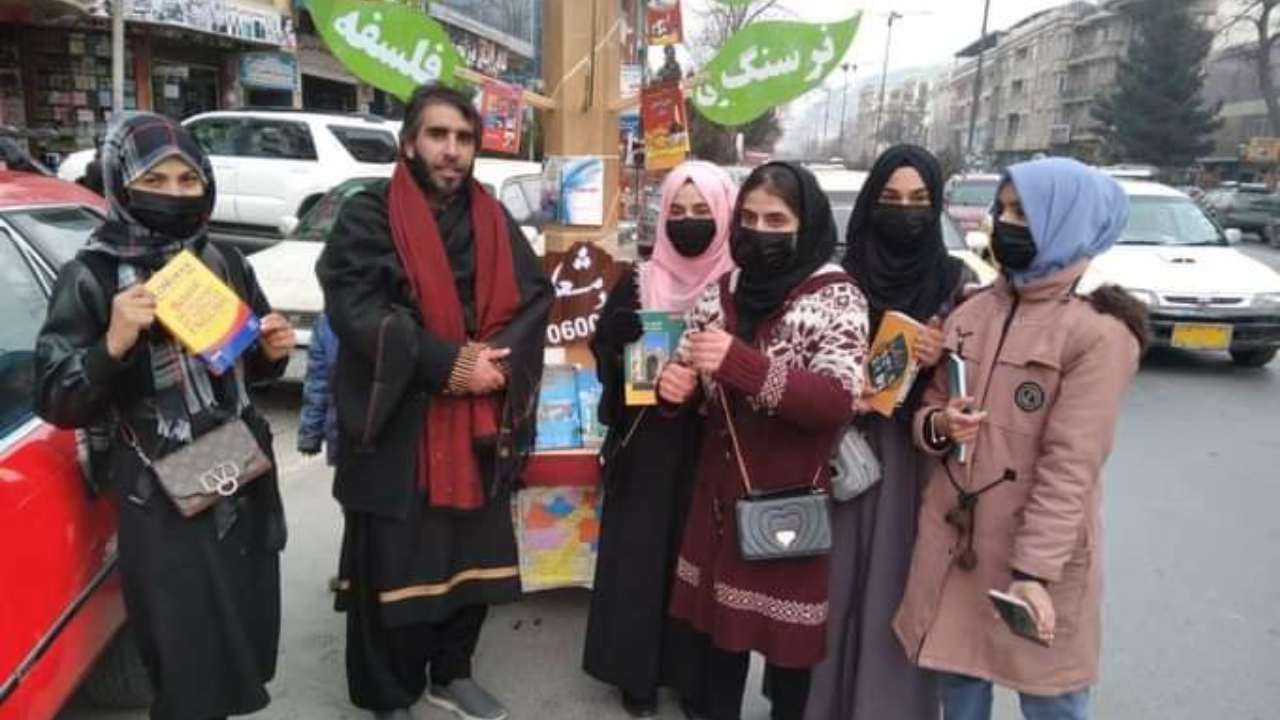 Professore arrestato dai talebani