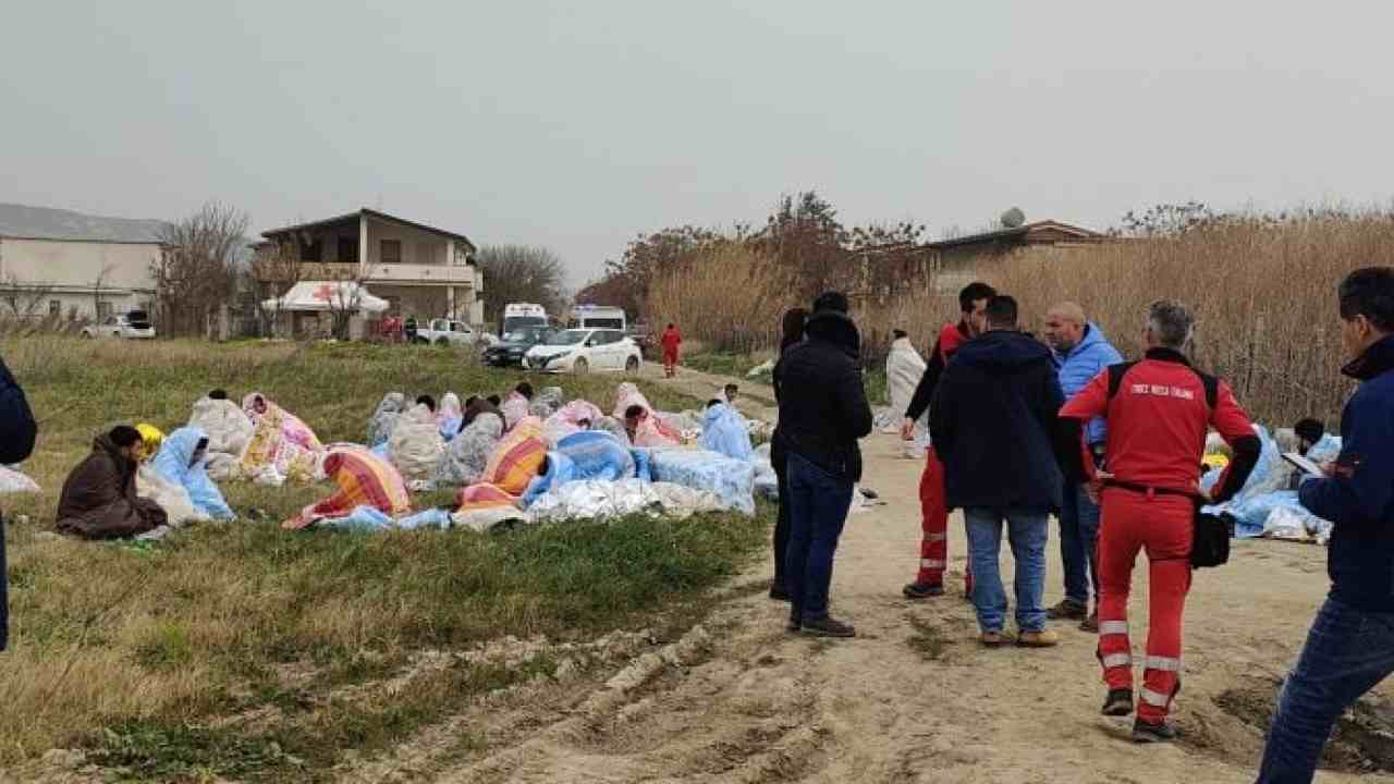 Naufragio migranti Cutro