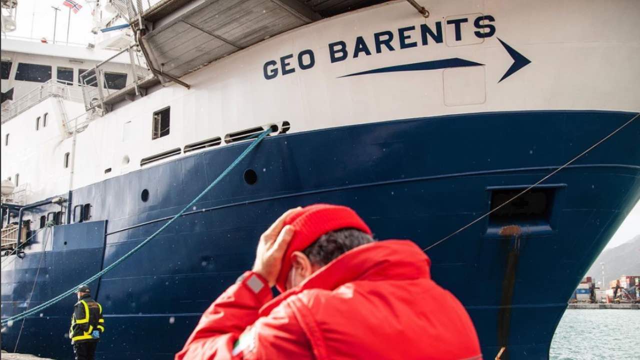 Nave Ong Geo Barents