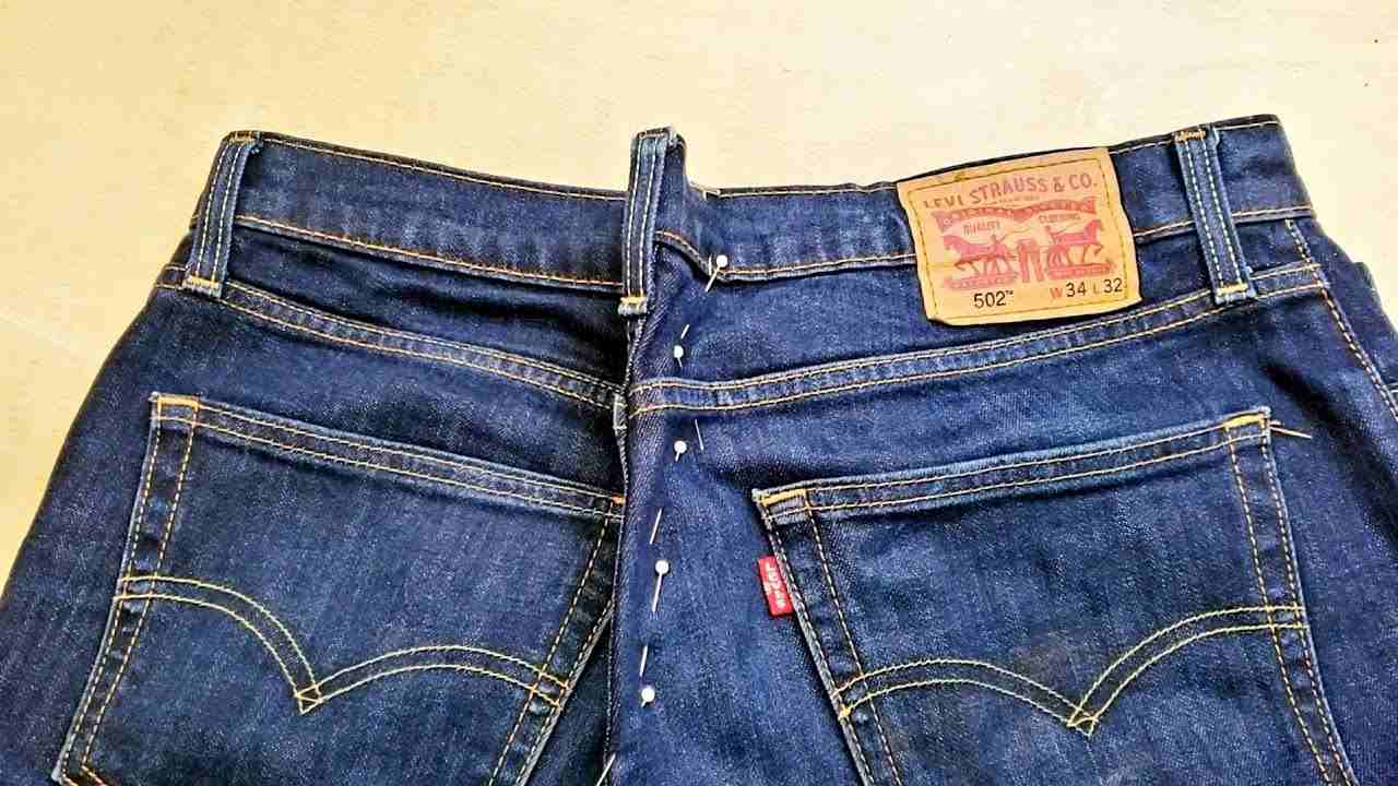 Stringere i jeans