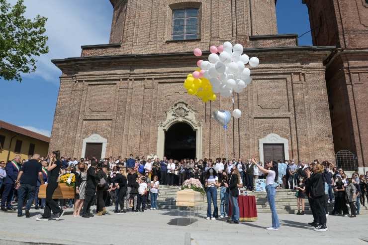 I funerali di Giulia Maja e Stefania Pivetta 