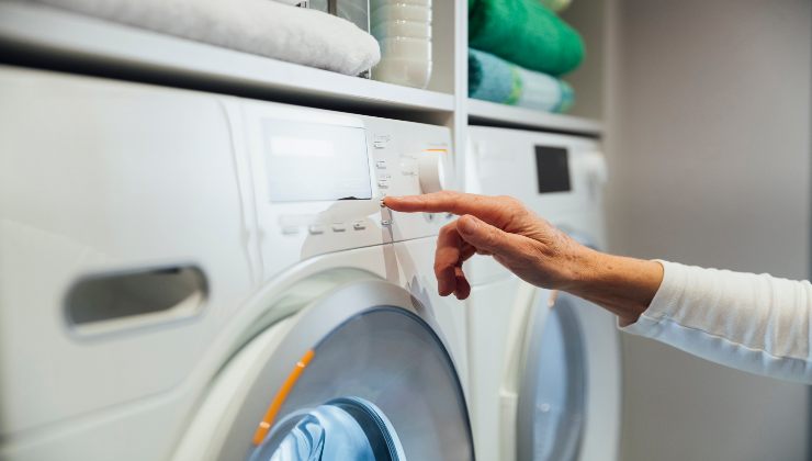 Machine à laver : avec un verre vous divisez par deux vos factures