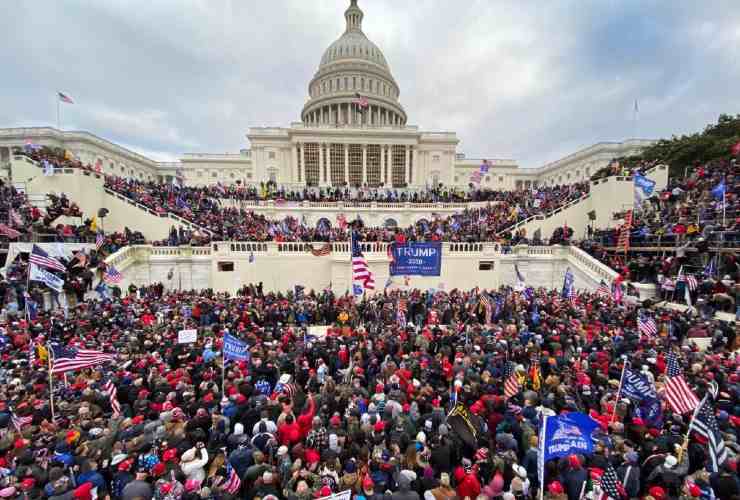 Assalto al Campidoglio da parte dei sostenitori di Trump