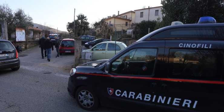 Blitz e perquisizioni dei CC