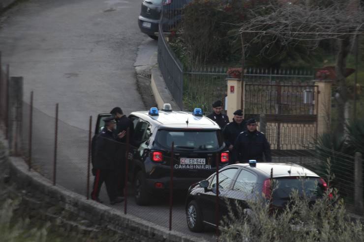 Carabinieri a lavoro