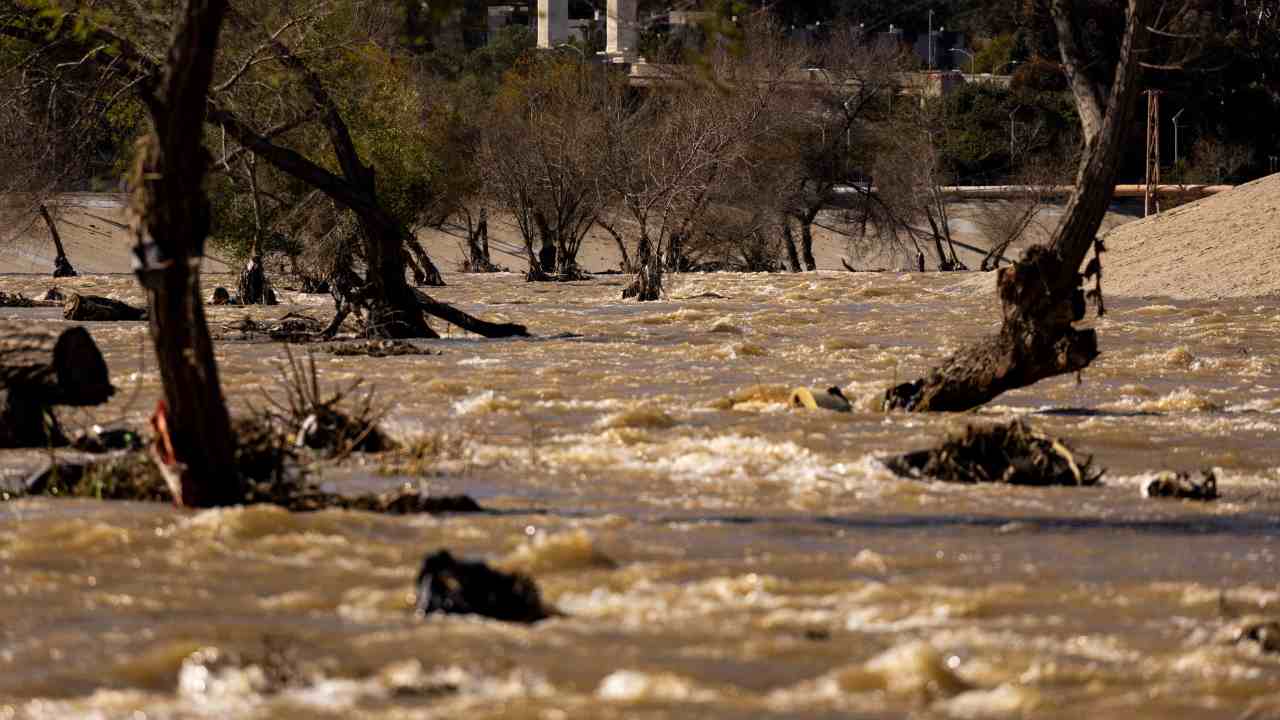 Fiume in piena California