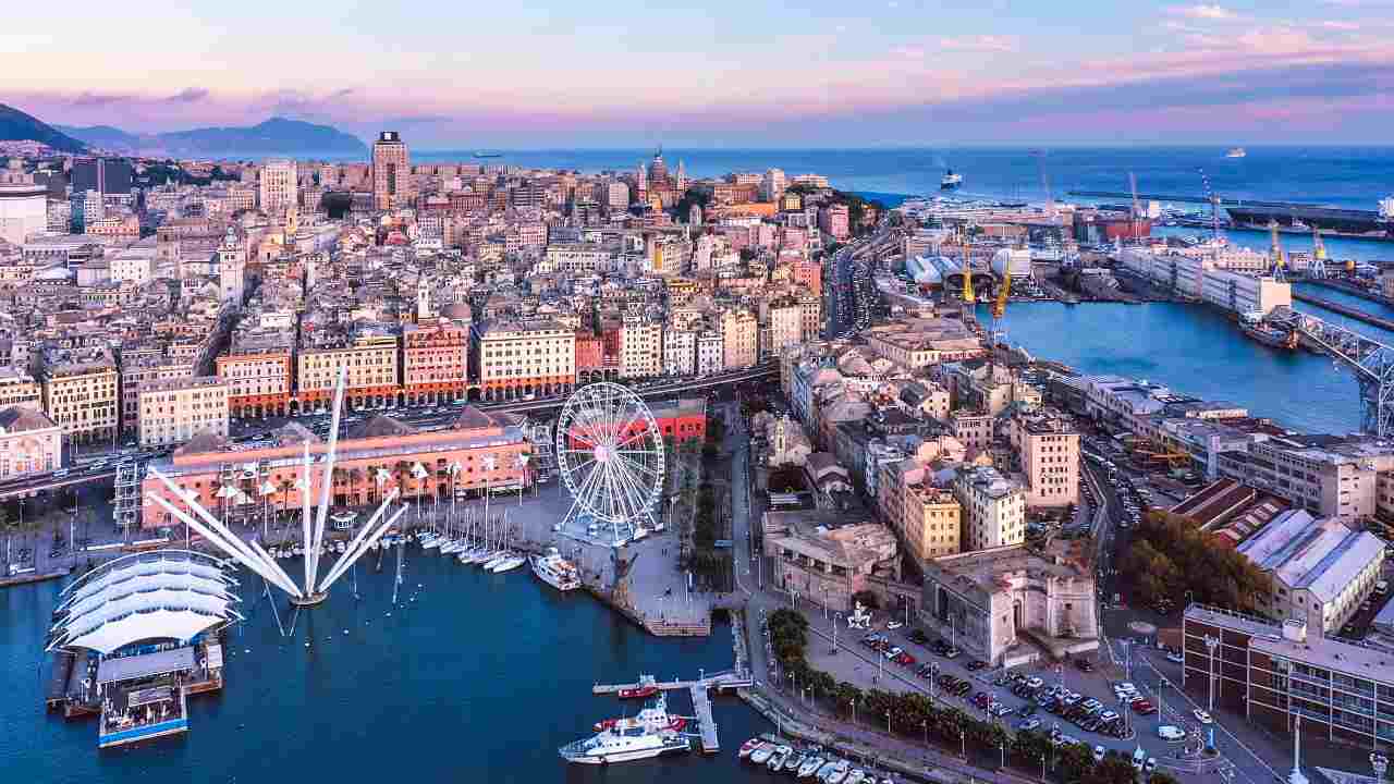 La città di Genova vista dall'alto