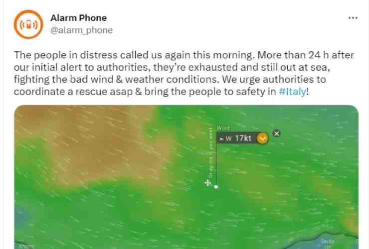 La posizione del barcone segnalata da Alarm Phone