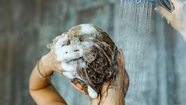 lavarsi i capelli 