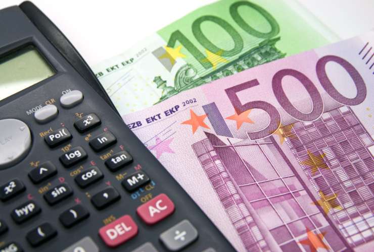 Come si calcola l'assegno unico di aprile 2023