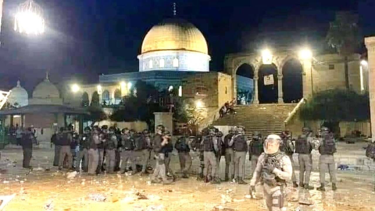Polizia di Israele ad Al-Aqsa 