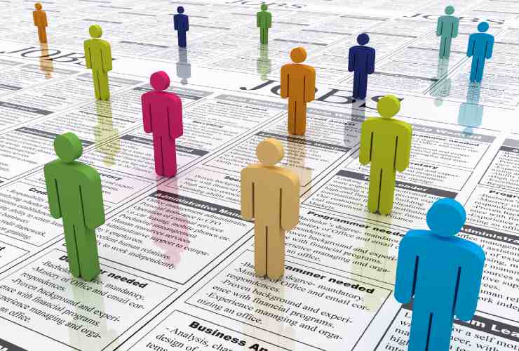 I giovani faticano a cercare lavoro in Italia