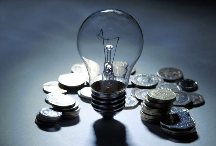 Il costo della luce nei prossimi mesi