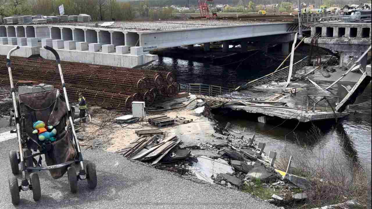 Irpin dopo bombardamento