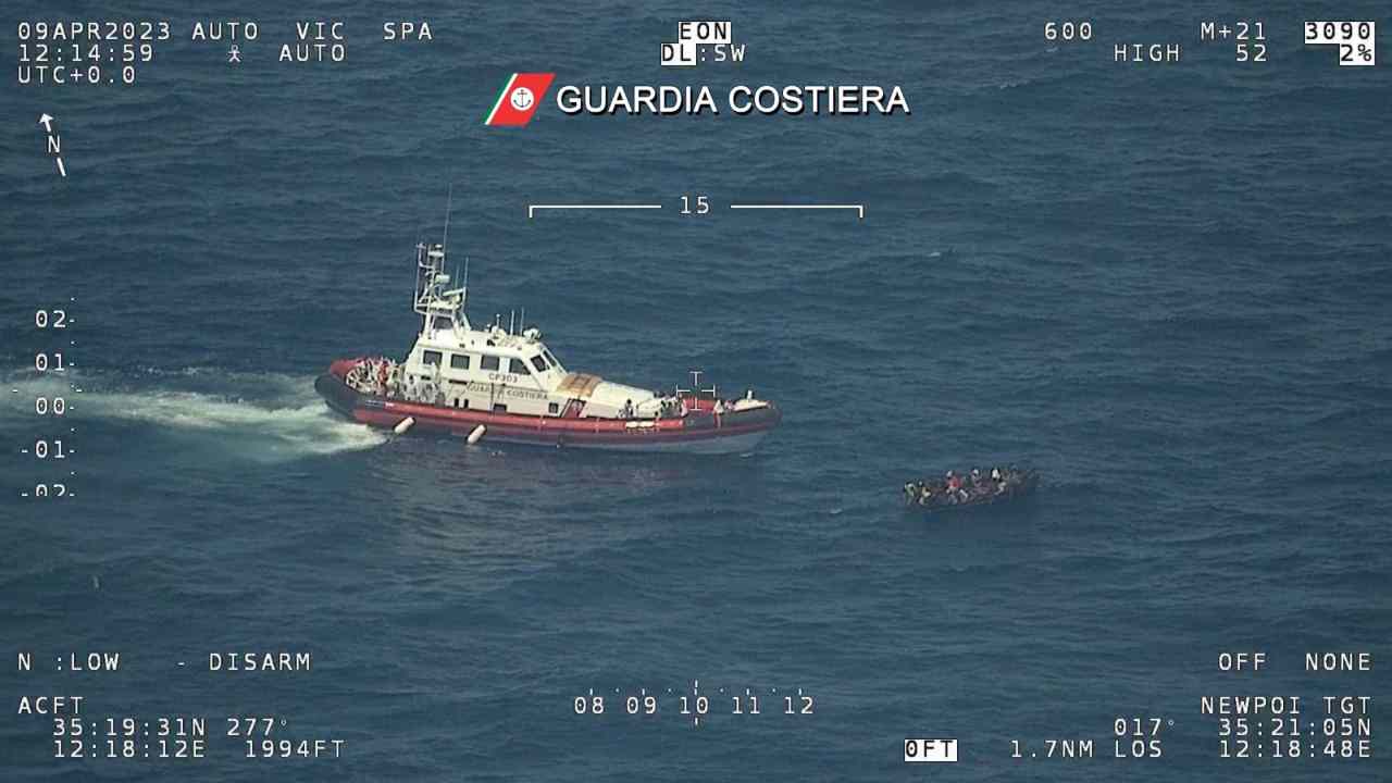 La Guardia Costiera i soccorso dei migranti