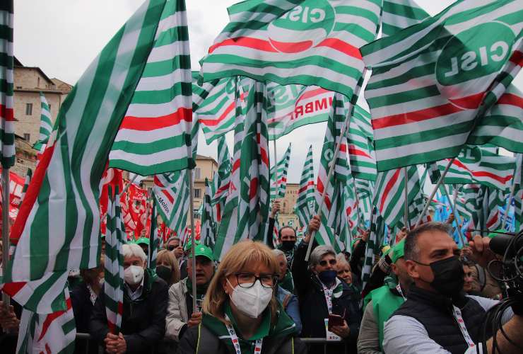 La manifestazione dei sindacati in occasione del Primo maggio