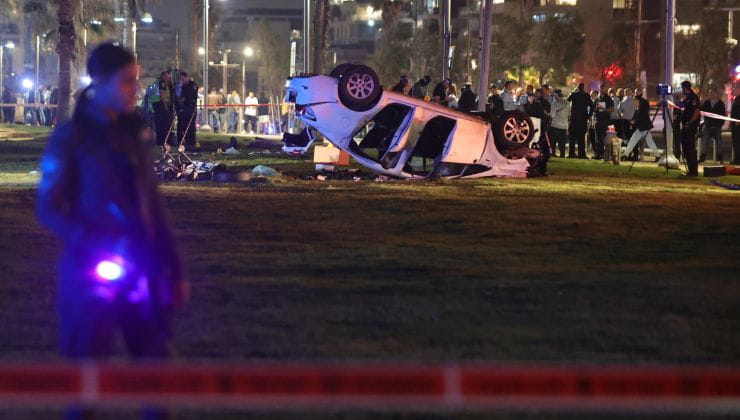 Le autorità sul luogo della tragedia