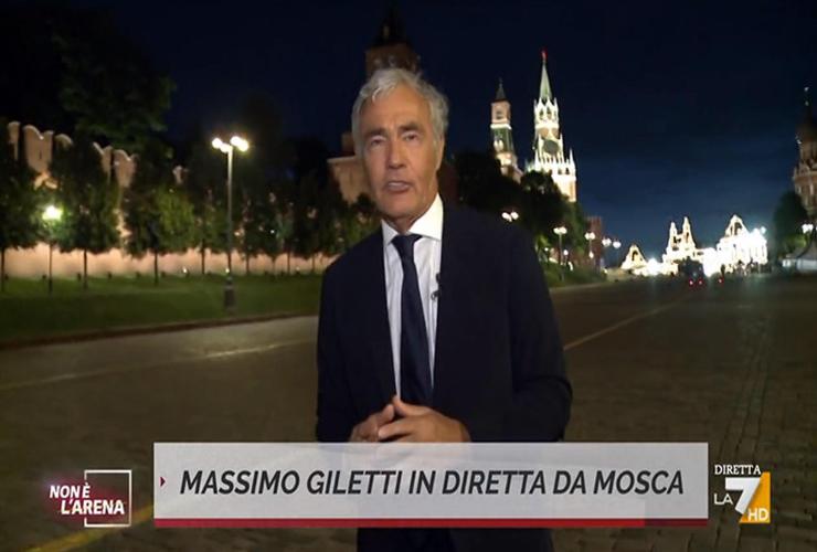 Massimo Giletti in un servizio a Mosca