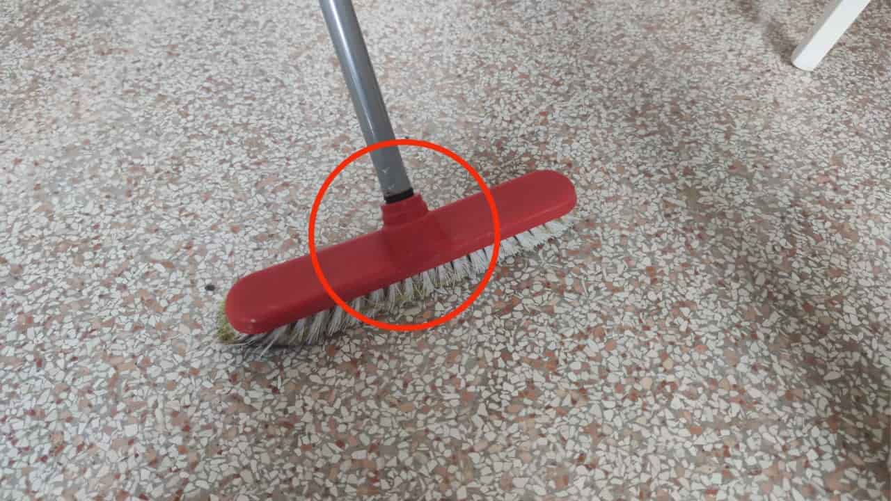 Metodo per asciugare il pavimento