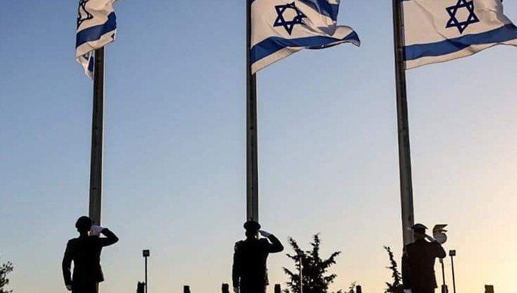 Soldati israeliani durante il memorial Day 
