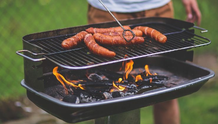 Multa barbecue in giardino 