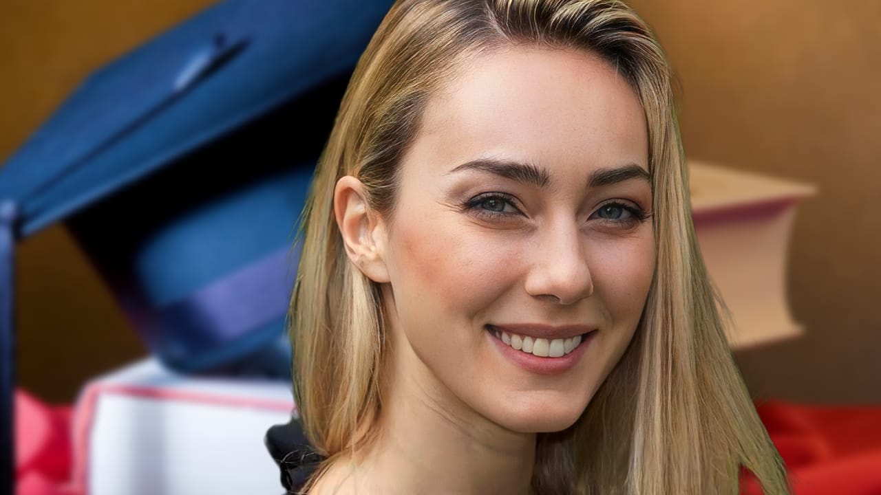 Cristel Carrisi titolo di studi