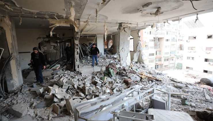 Edificio colpito a Gaza 