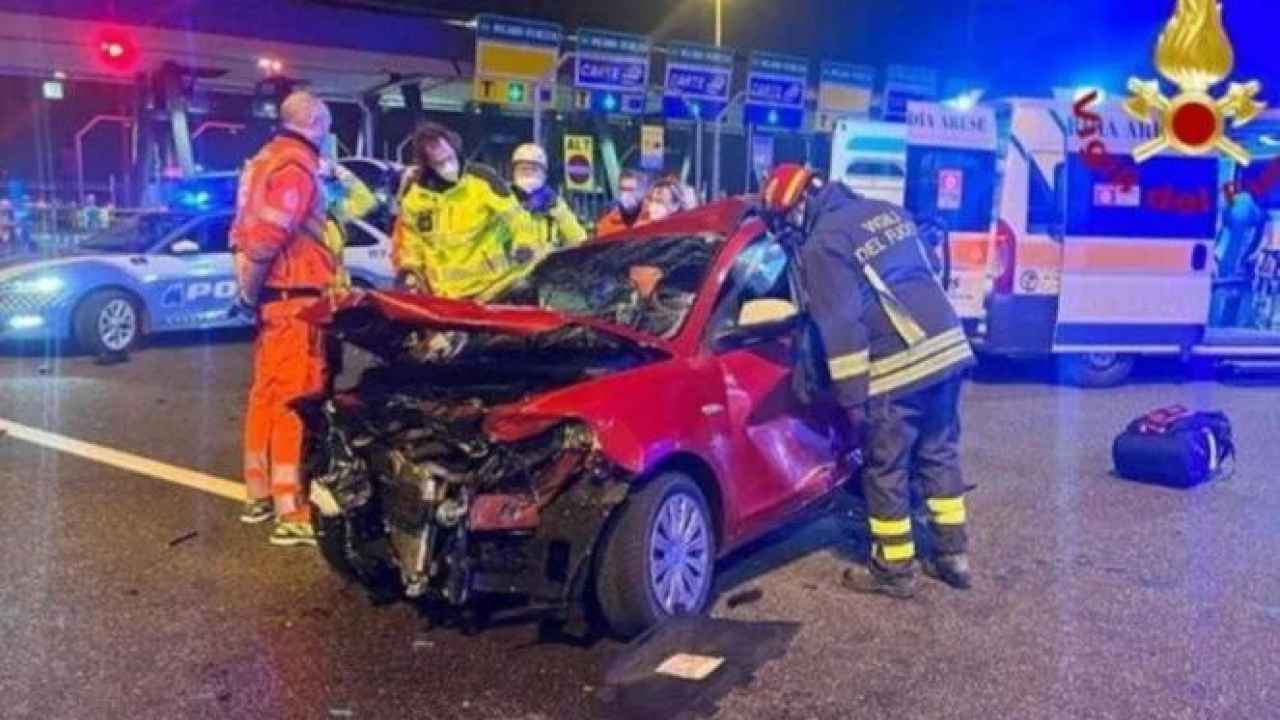 L'auto su cui viaggiavano le vittime