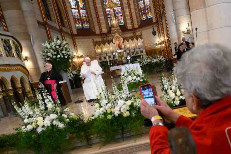 L'incontro con i poveri e i rifugiati