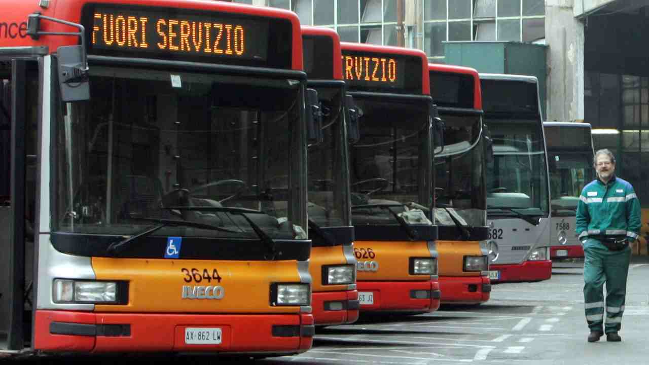 Mezzi pubblici fuori servizio
