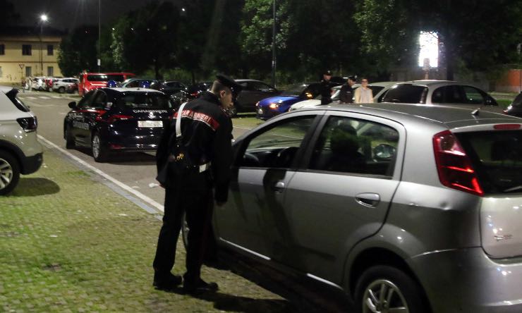 Milano, carabinieri