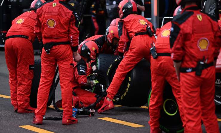 Monaco, pit-stop Leclerc