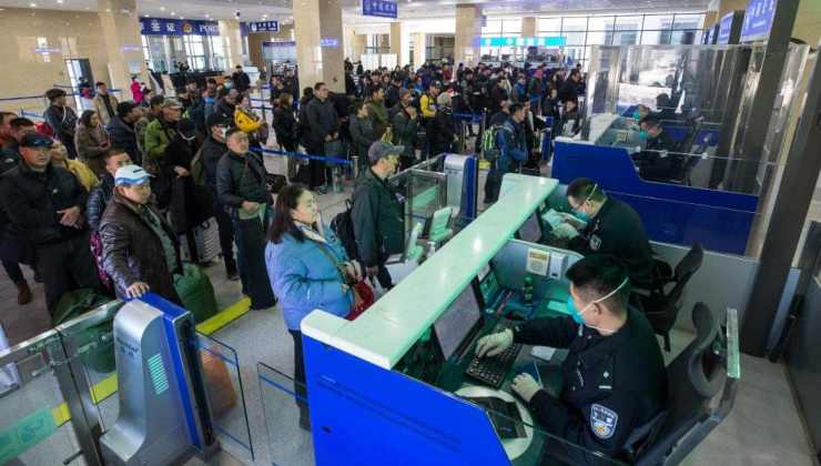 Cittadini in partenza dalla Cina 