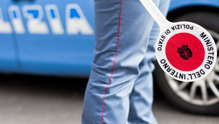 foglio documento e multa 