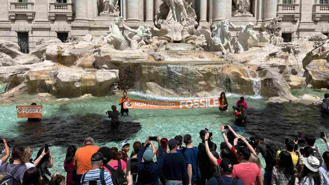 fontana di trevi ambientalisti