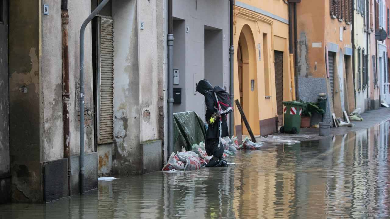 soccorsi durante alluvione