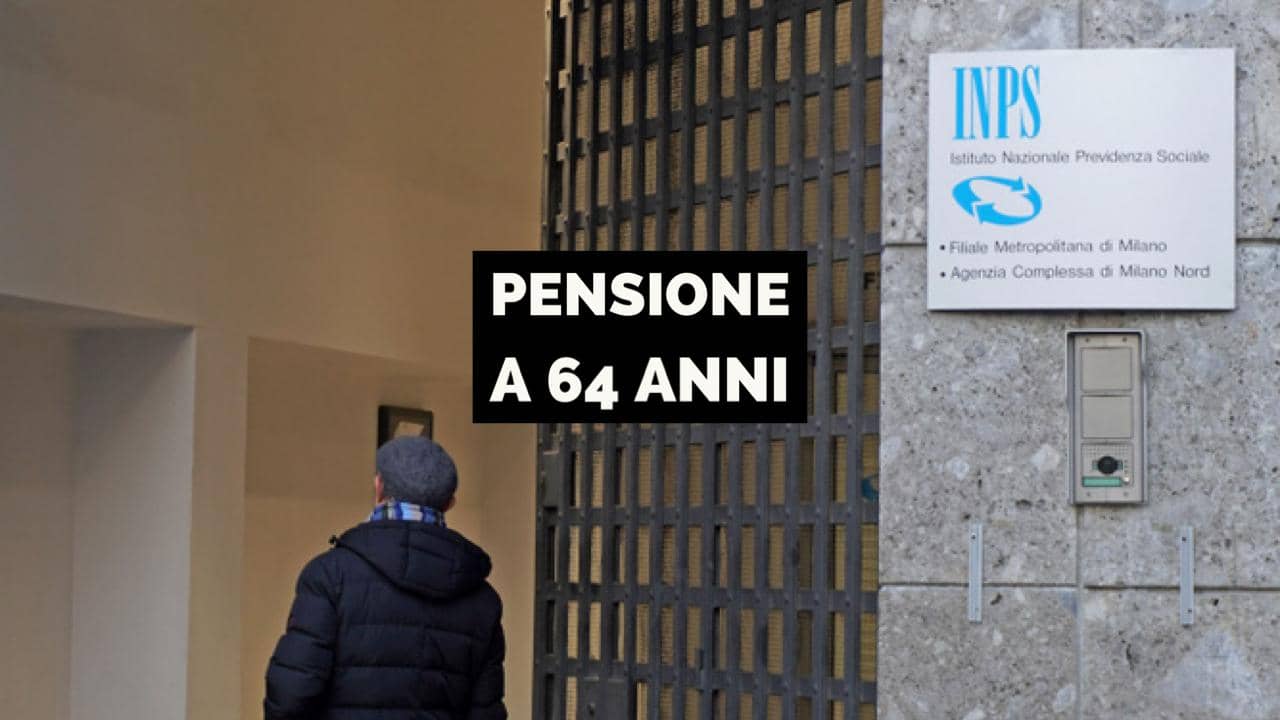 Anziano che entra all’INPS
