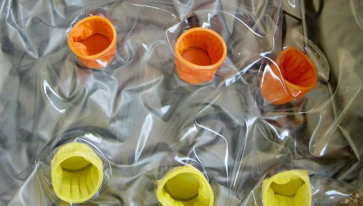 Buchi materassino gonfiabile