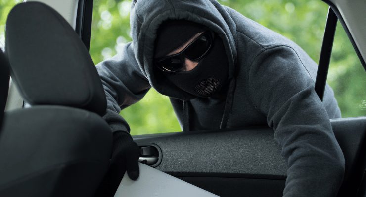 Furto dal finestrino