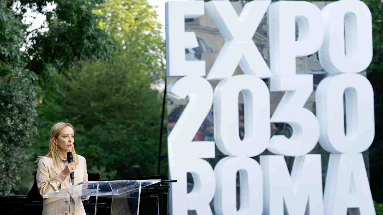 Giorgia Meloni a Parigi per la candidatura di Roma a Expo 2030