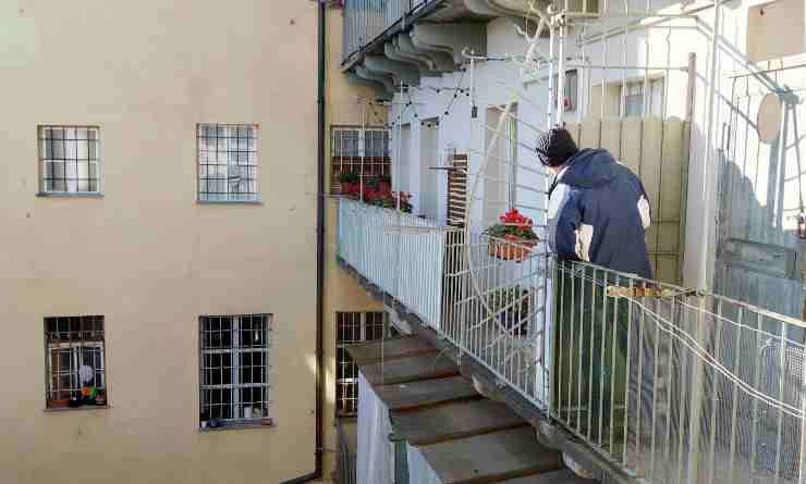 Il balcone da cui è precipitata Fatima