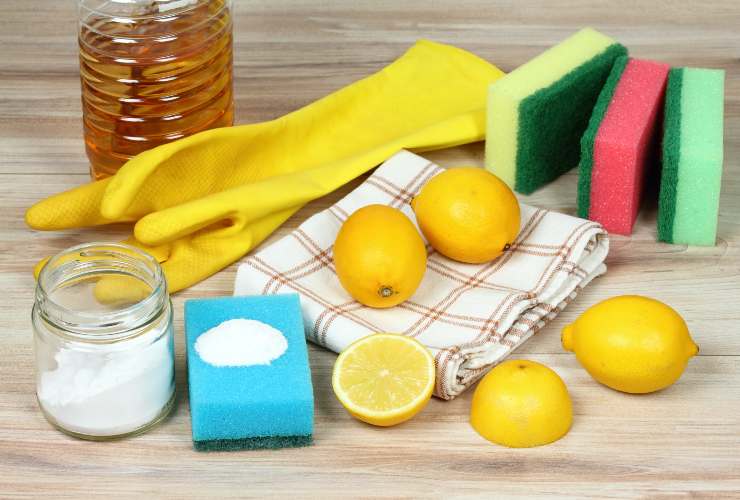 Ingredienti naturali per le pulizie domestiche