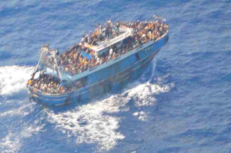 L'ultimo naufragio catastrofico di migranti, in Grecia